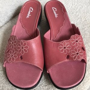 Clarks slide sandal - sz 6M